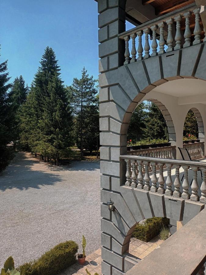 Vacation Home Keskic Velika Gata Екстериор снимка