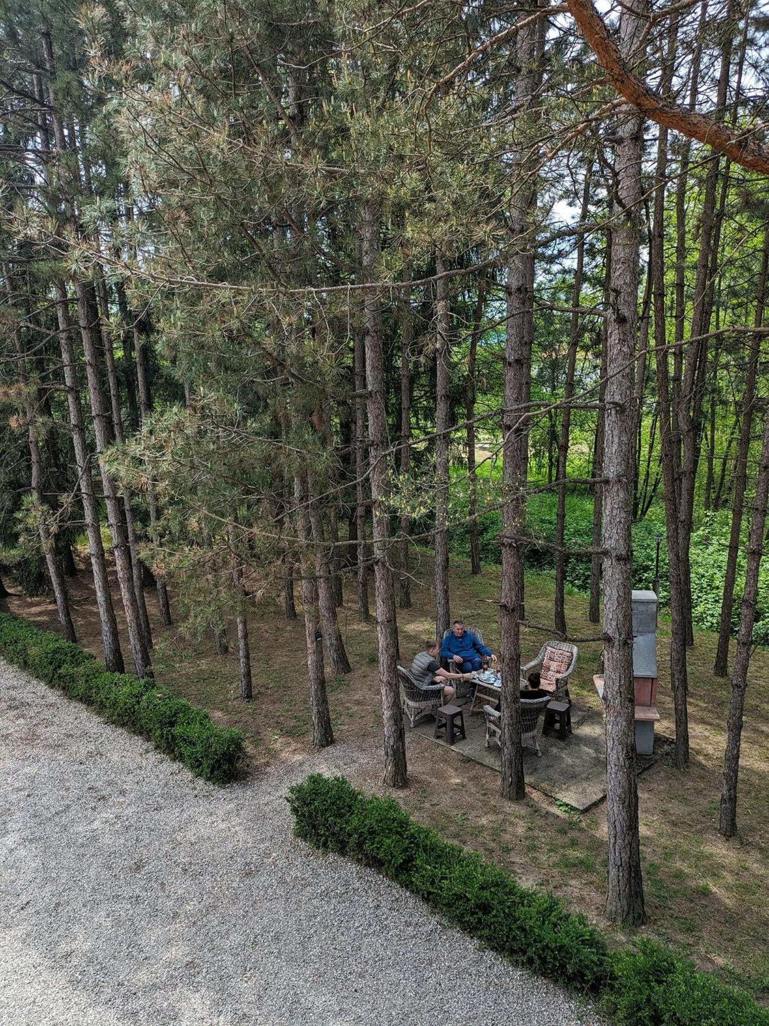 Vacation Home Keskic Velika Gata Екстериор снимка