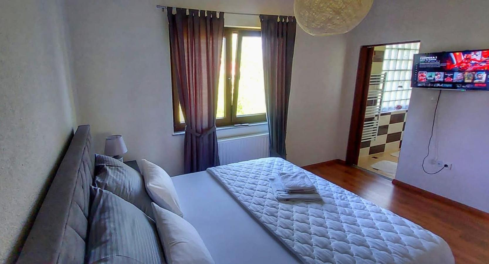 Vacation Home Keskic Velika Gata Екстериор снимка