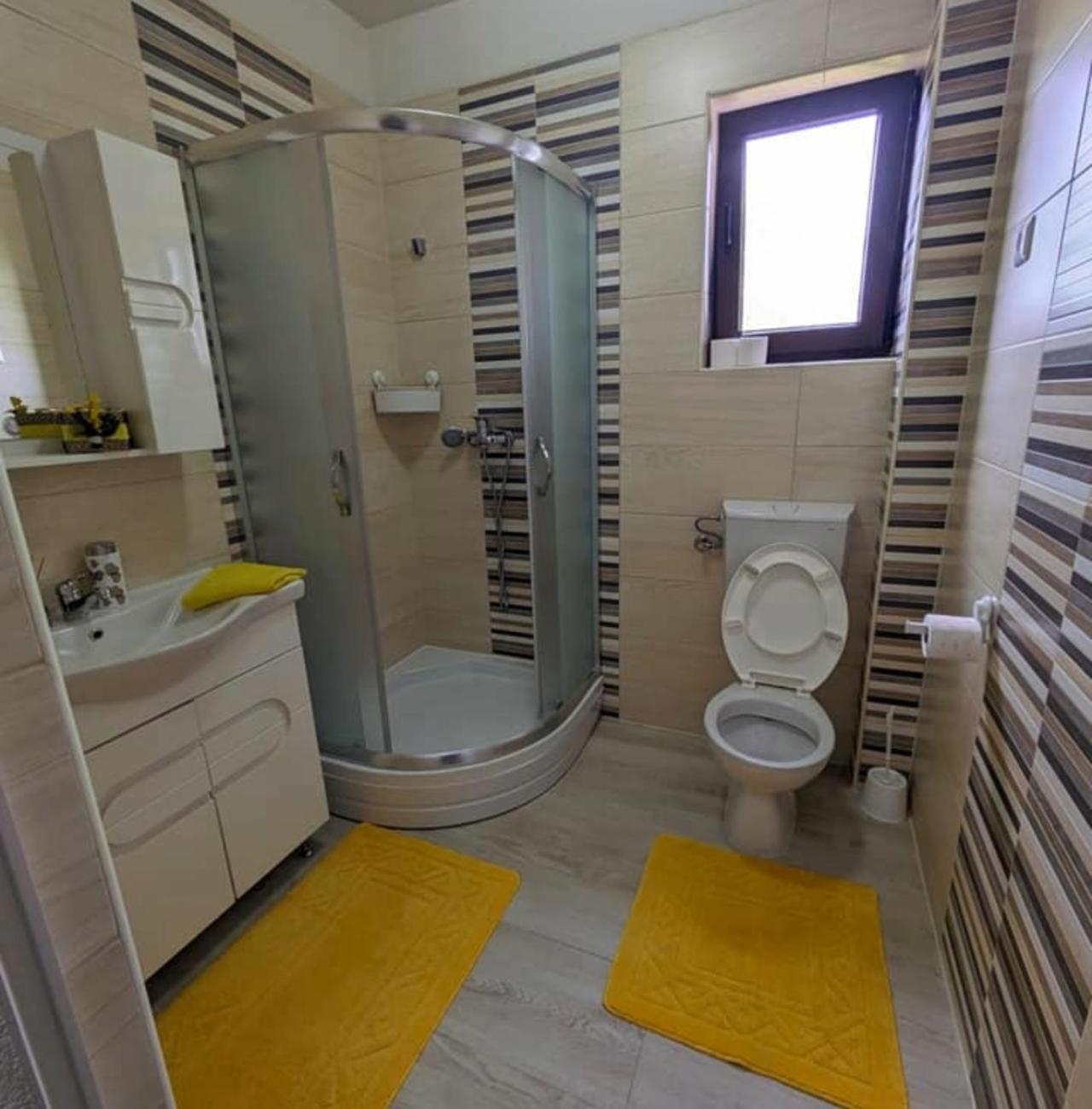 Vacation Home Keskic Velika Gata Екстериор снимка