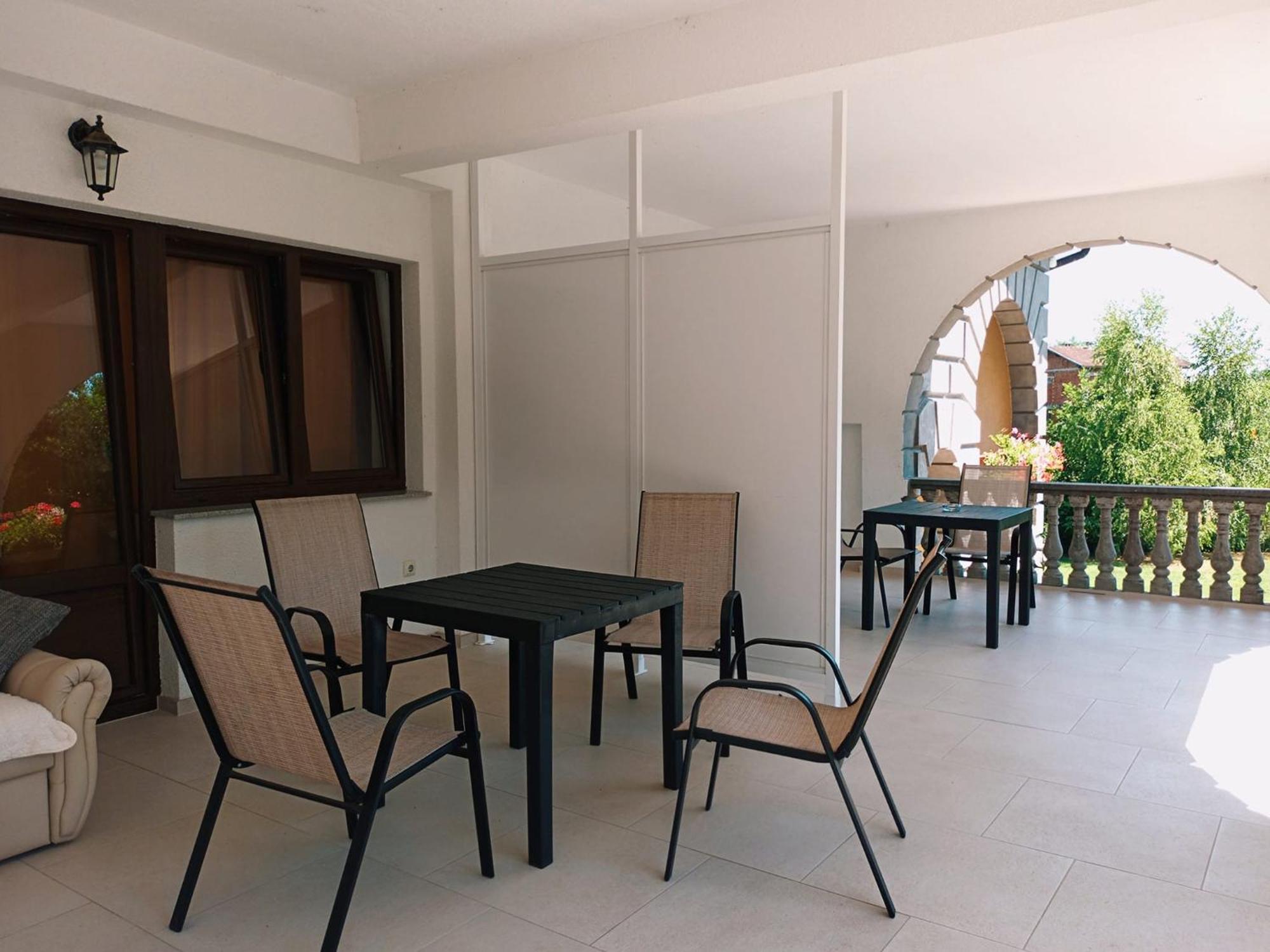 Vacation Home Keskic Velika Gata Екстериор снимка