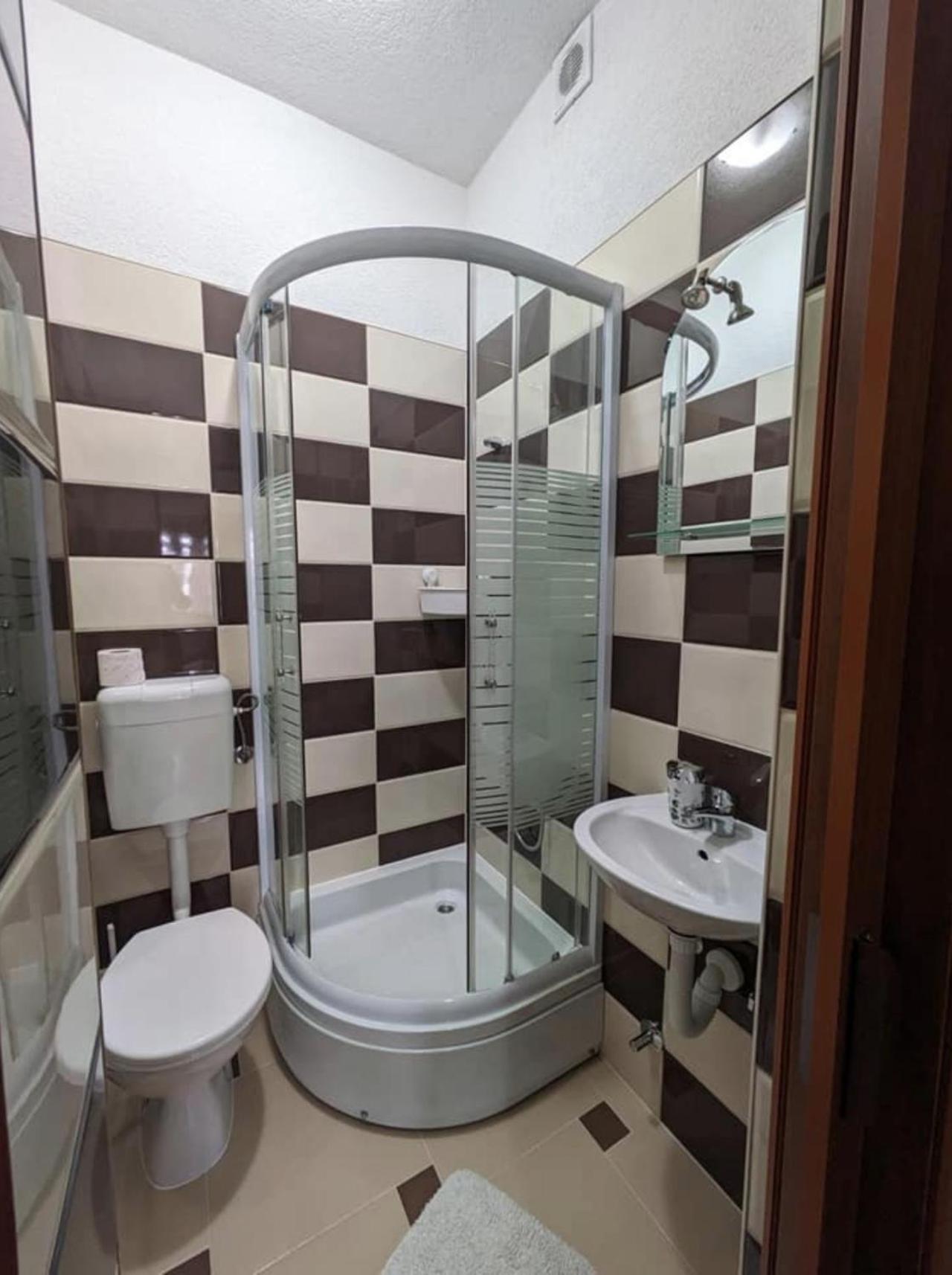 Vacation Home Keskic Velika Gata Екстериор снимка