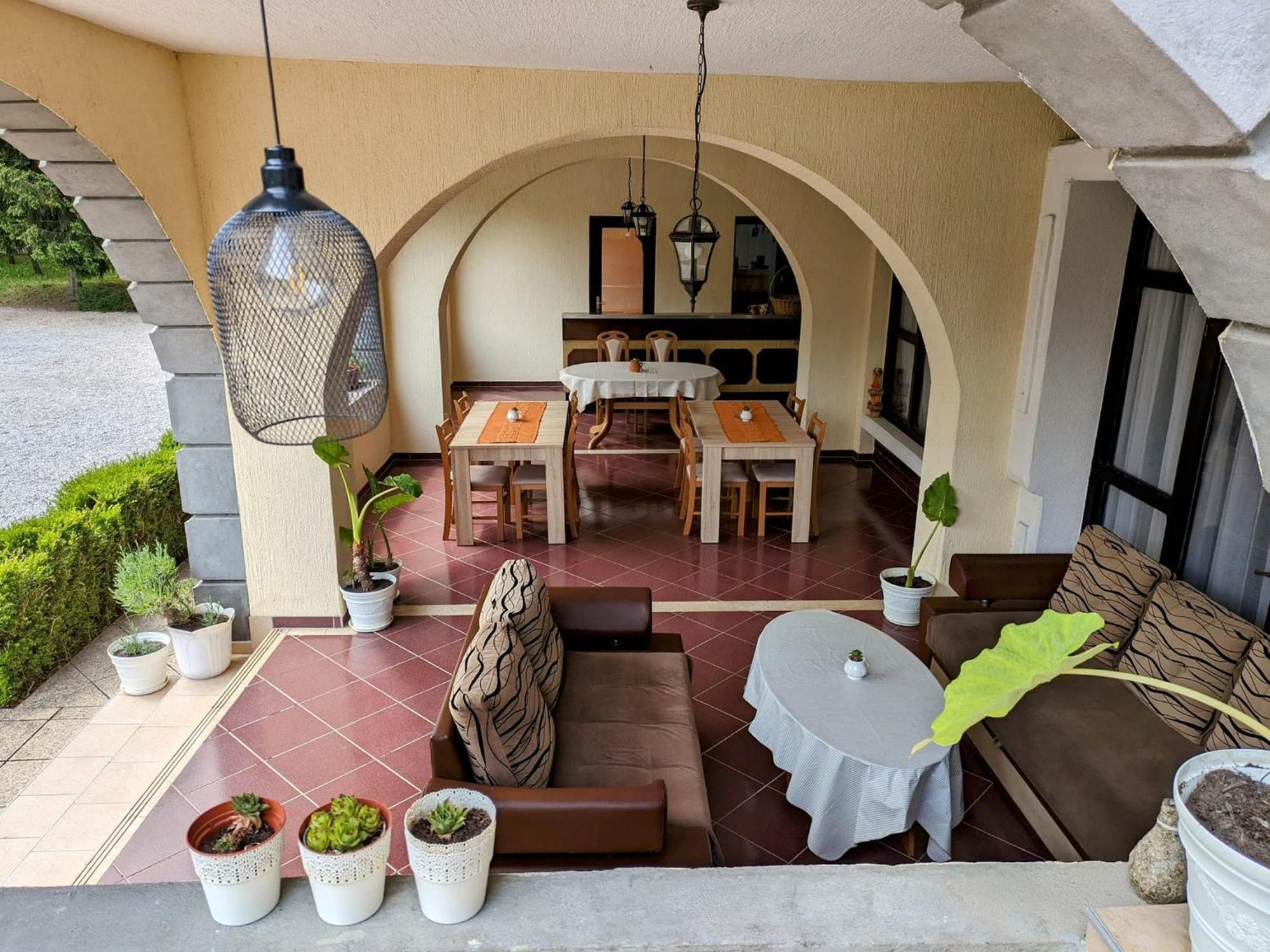 Vacation Home Keskic Velika Gata Екстериор снимка