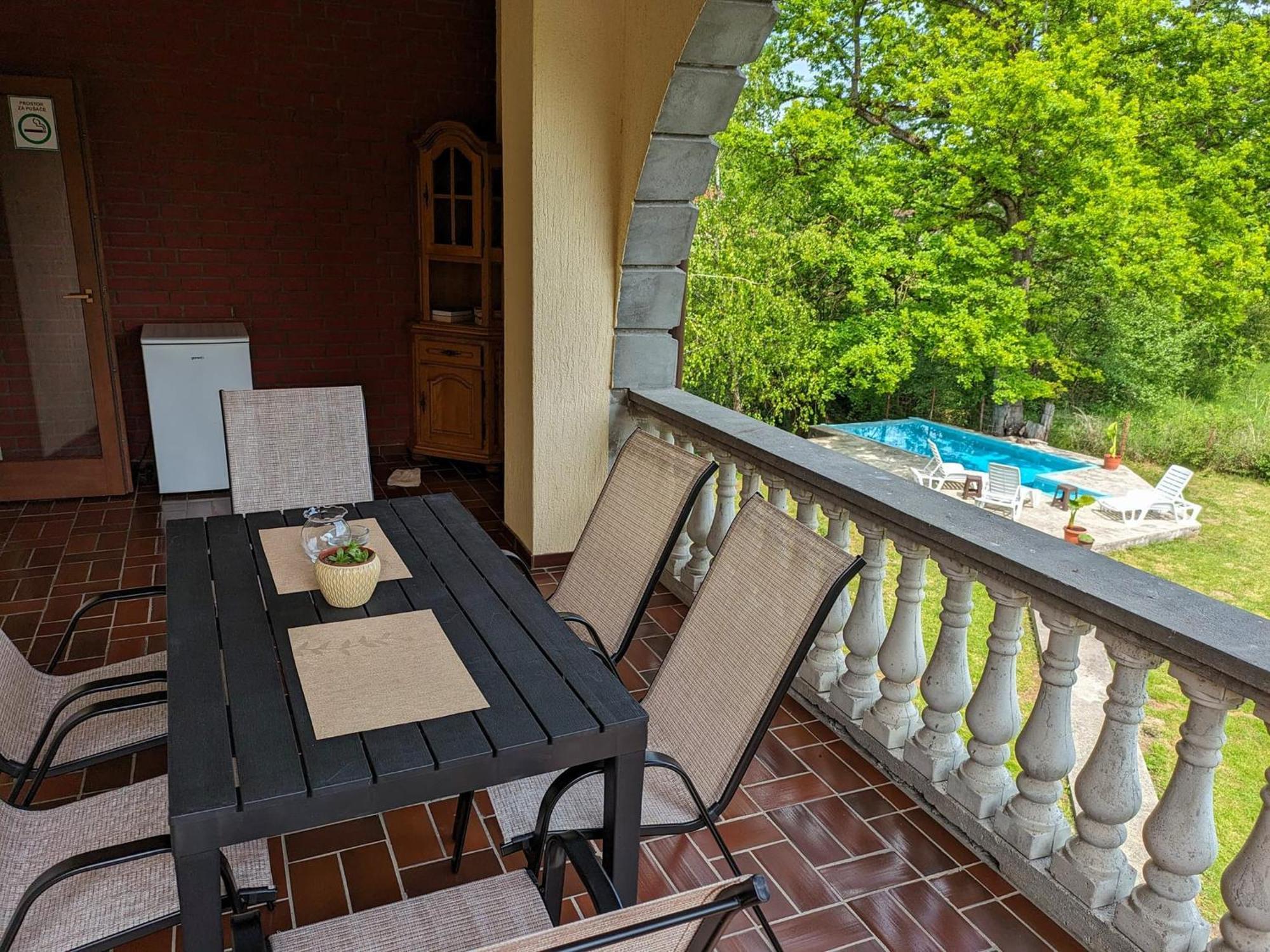 Vacation Home Keskic Velika Gata Екстериор снимка